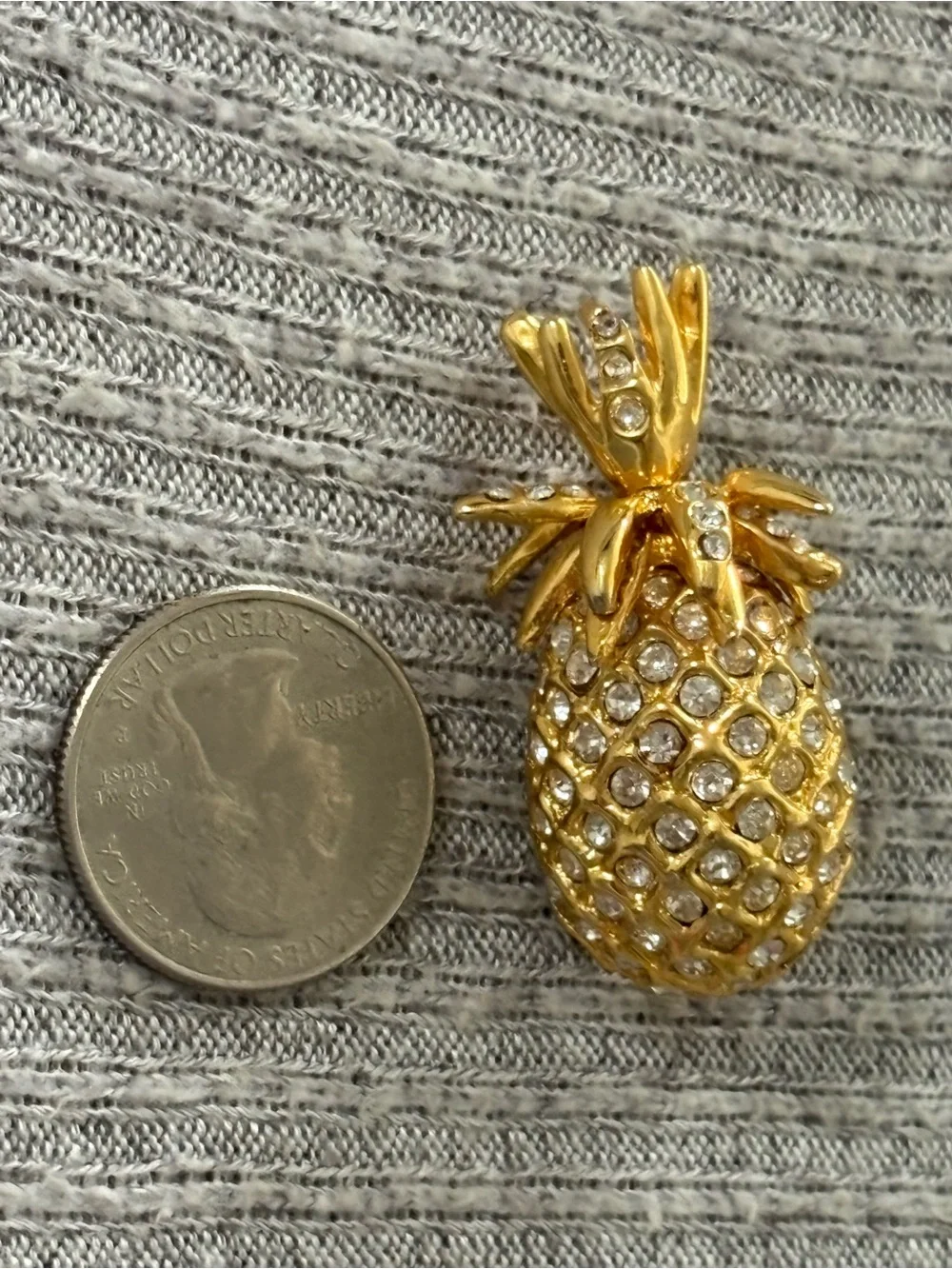 N/A sparkling gold